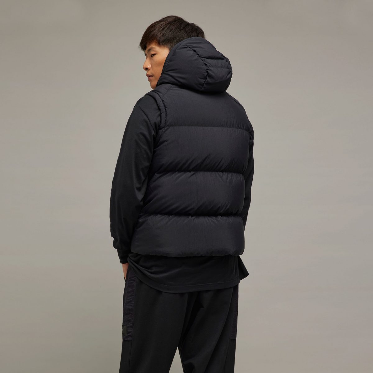 Жилет adidas PUFFER VEST