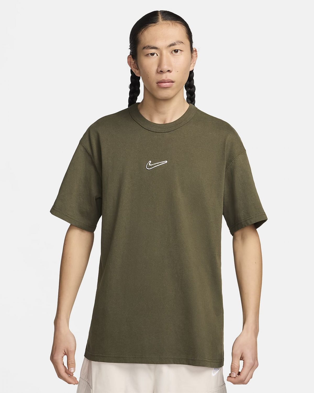 Мужская футболка Nike Sportswear зеленая фото