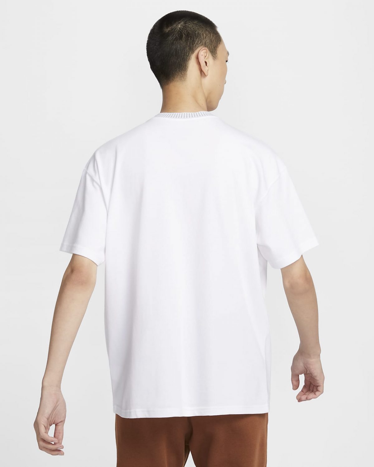 Мужская футболка Nike Sportswear белая фотография