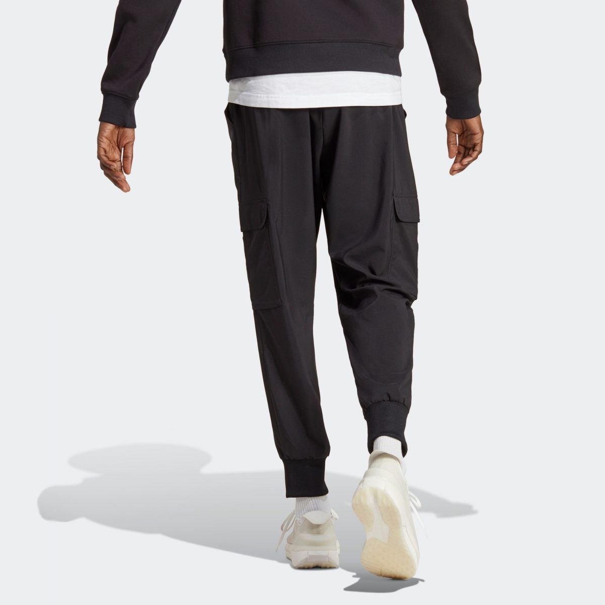 Мужские брюки adidas ESSENTIALS WOVEN CARGO PANTS