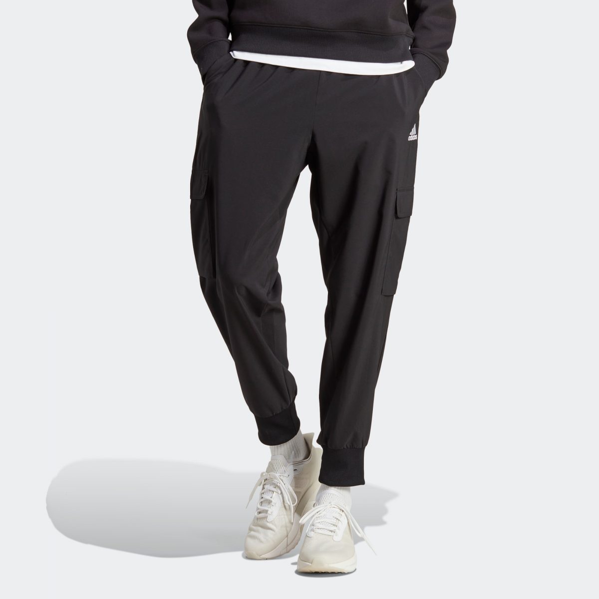 Мужские брюки adidas ESSENTIALS WOVEN CARGO PANTS фото