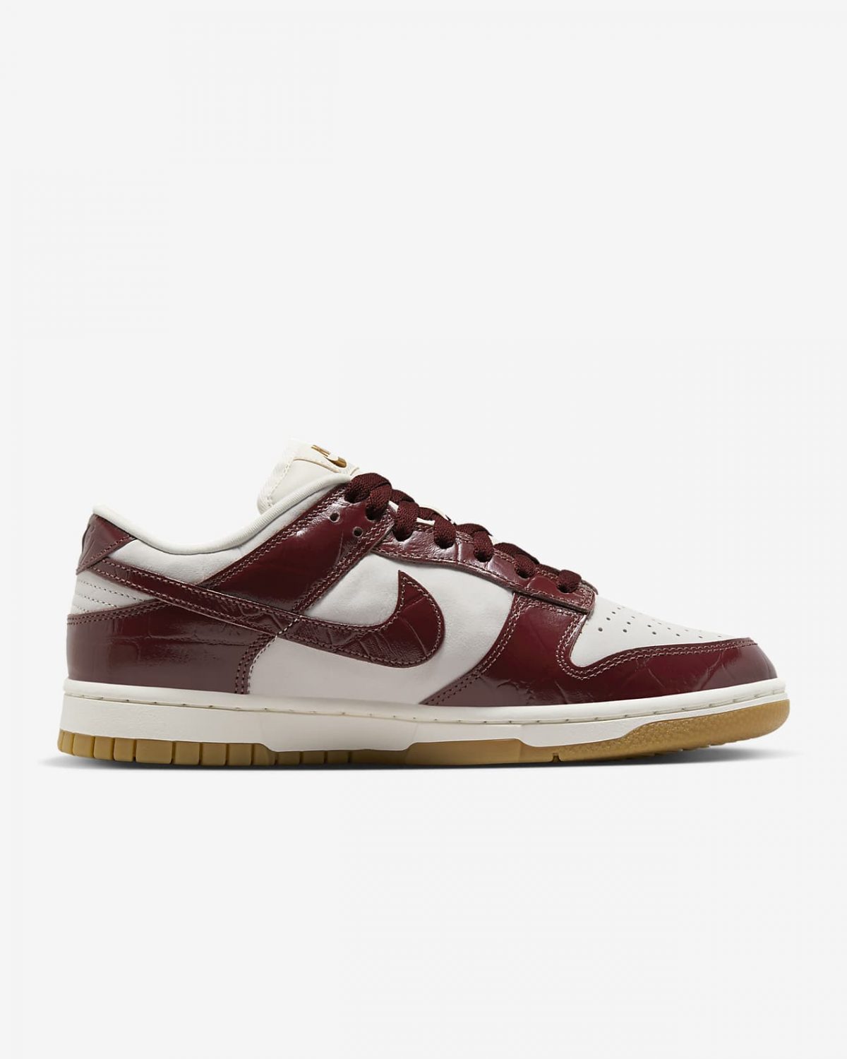 Женские кроссовки Nike Dunk Low LX