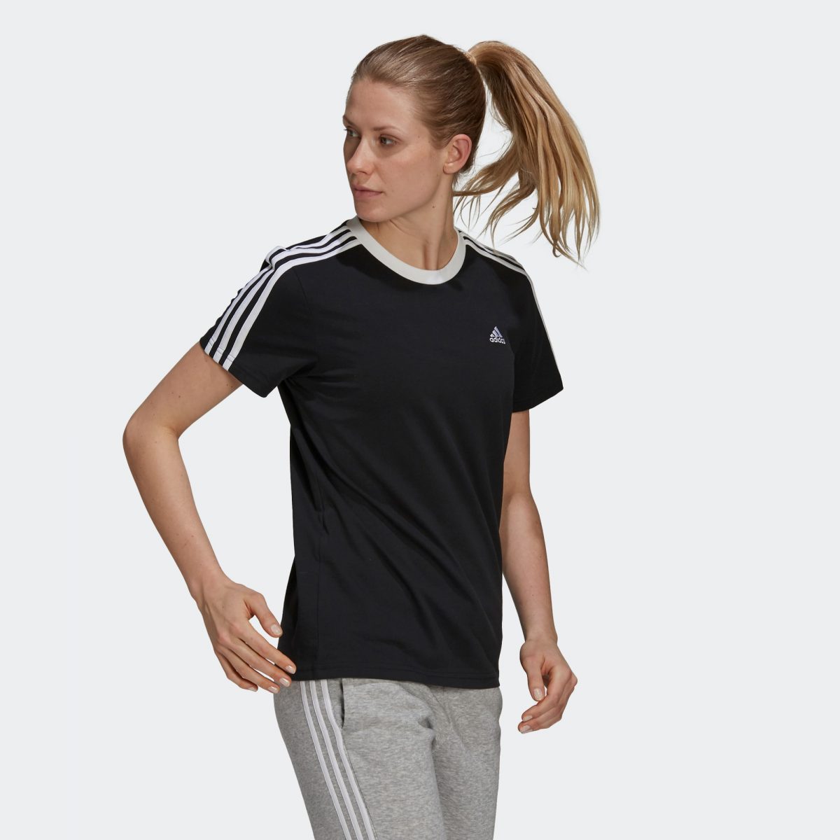 Женская футболка adidas ESSENTIALS 3-STRIPES TEE