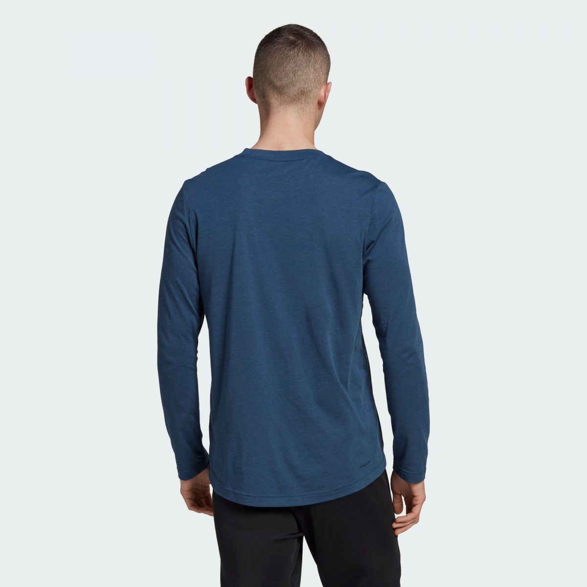 Мужская футболка adidas AEROREADY FEELREADY LONG SLEEVE TEE фотография