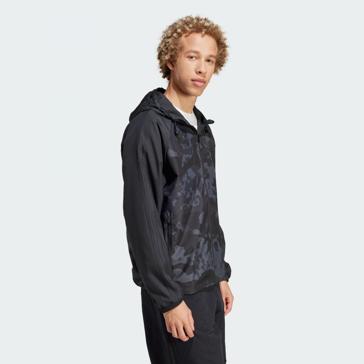 Мужская куртка adidas CAMO WINDBREAKER