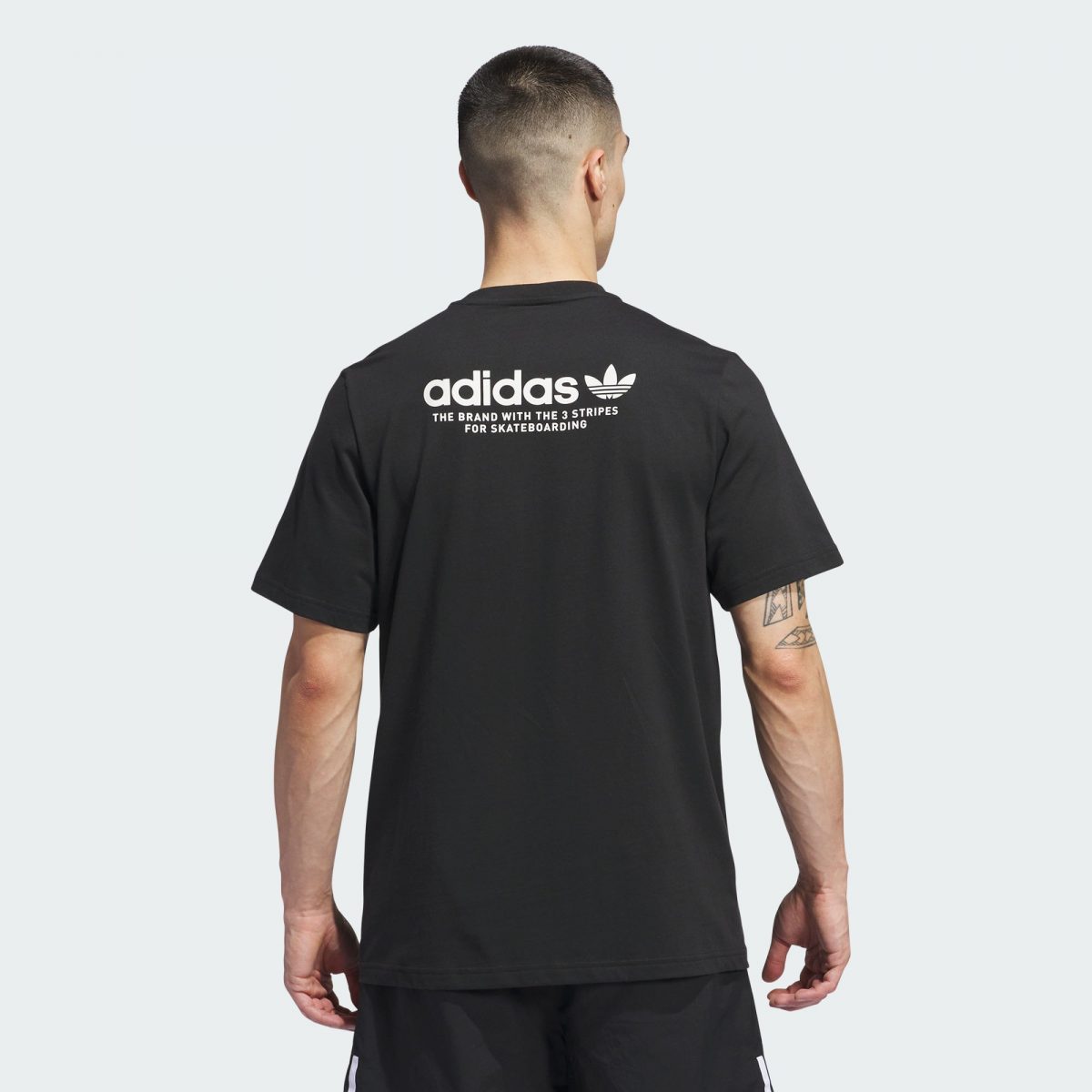 Мужская футболка adidas SKATEBOARDING 4.0 LOGO T-SHIRT фотография