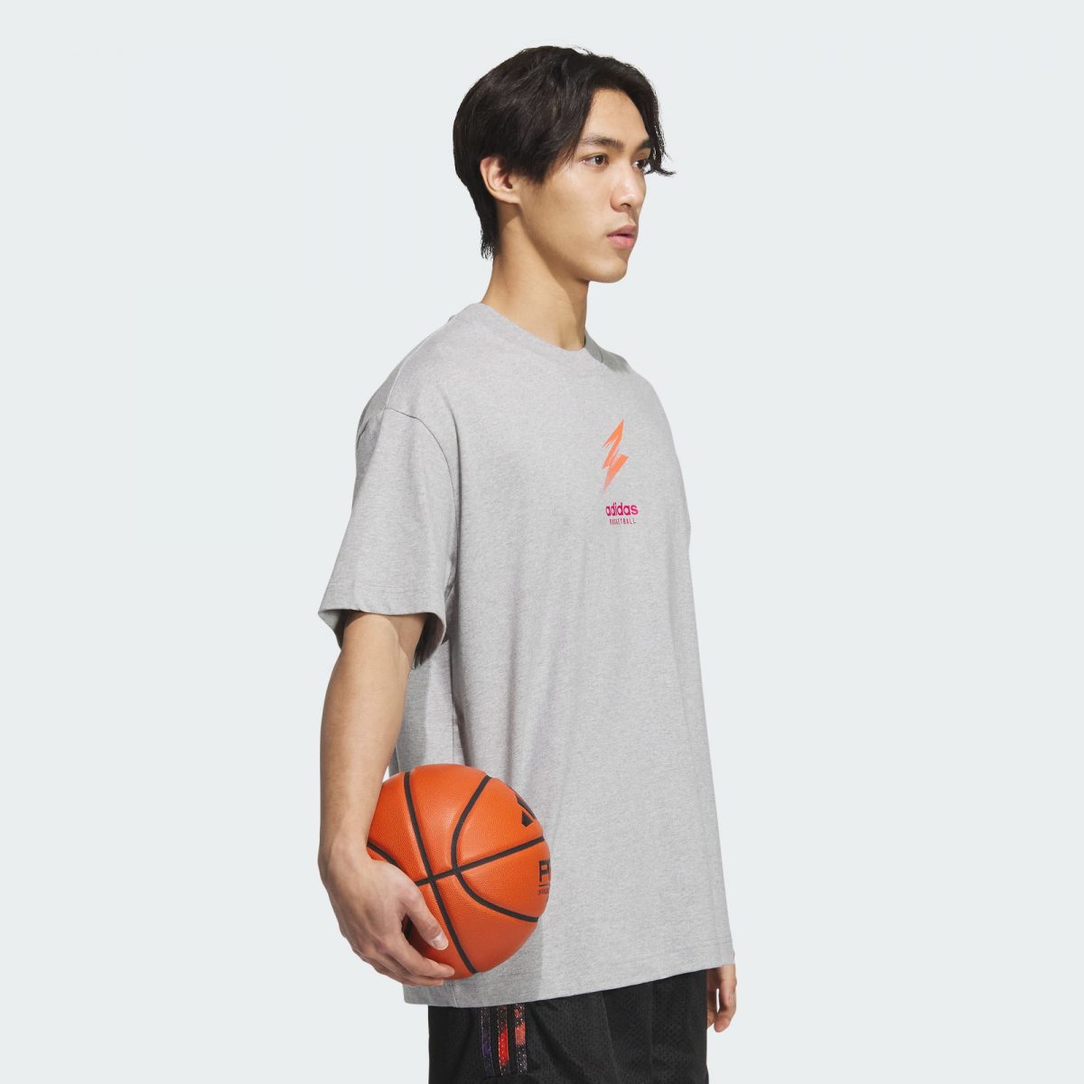 Мужская футболка adidas BASKETBALL T-SHIRT