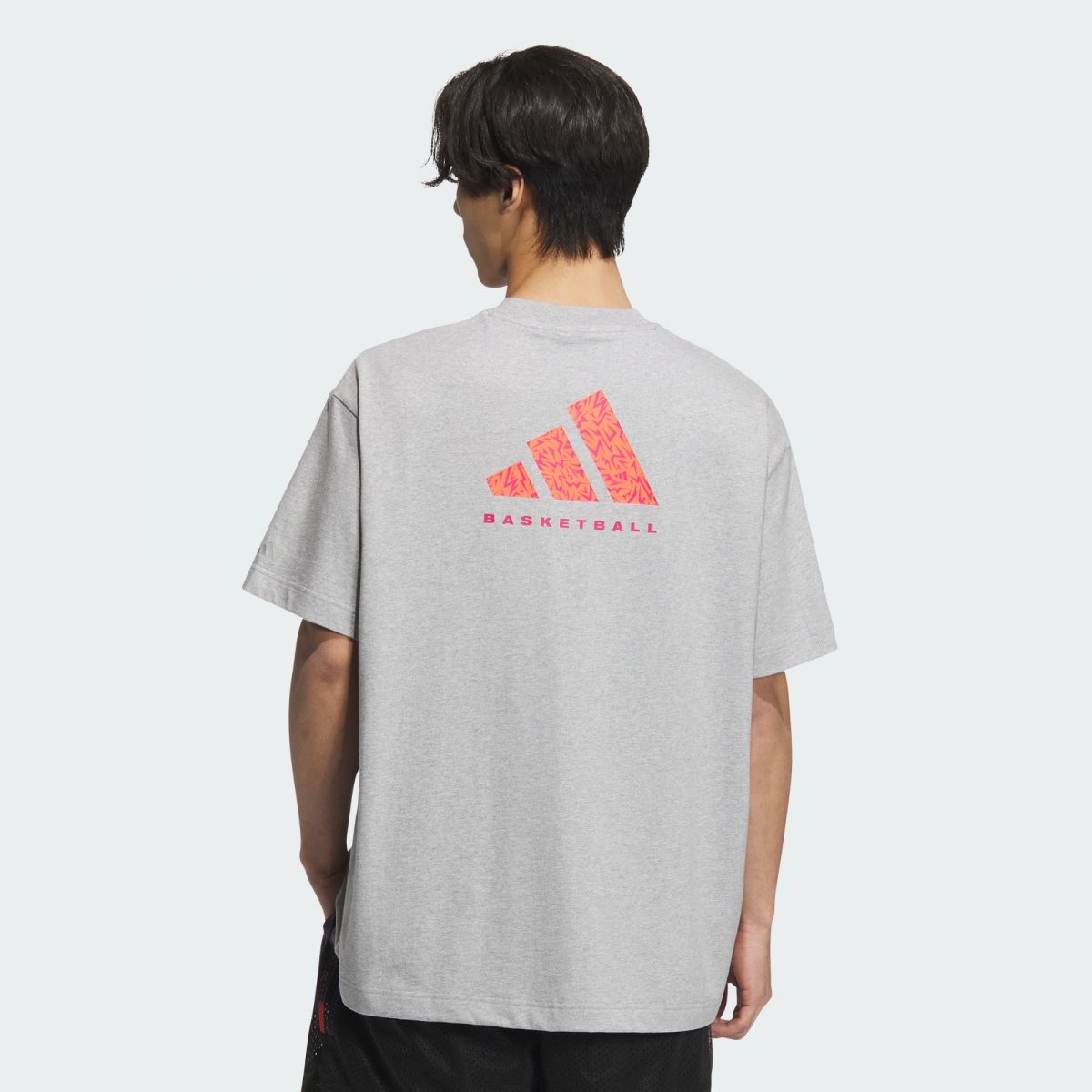 Мужская футболка adidas BASKETBALL T-SHIRT фотография