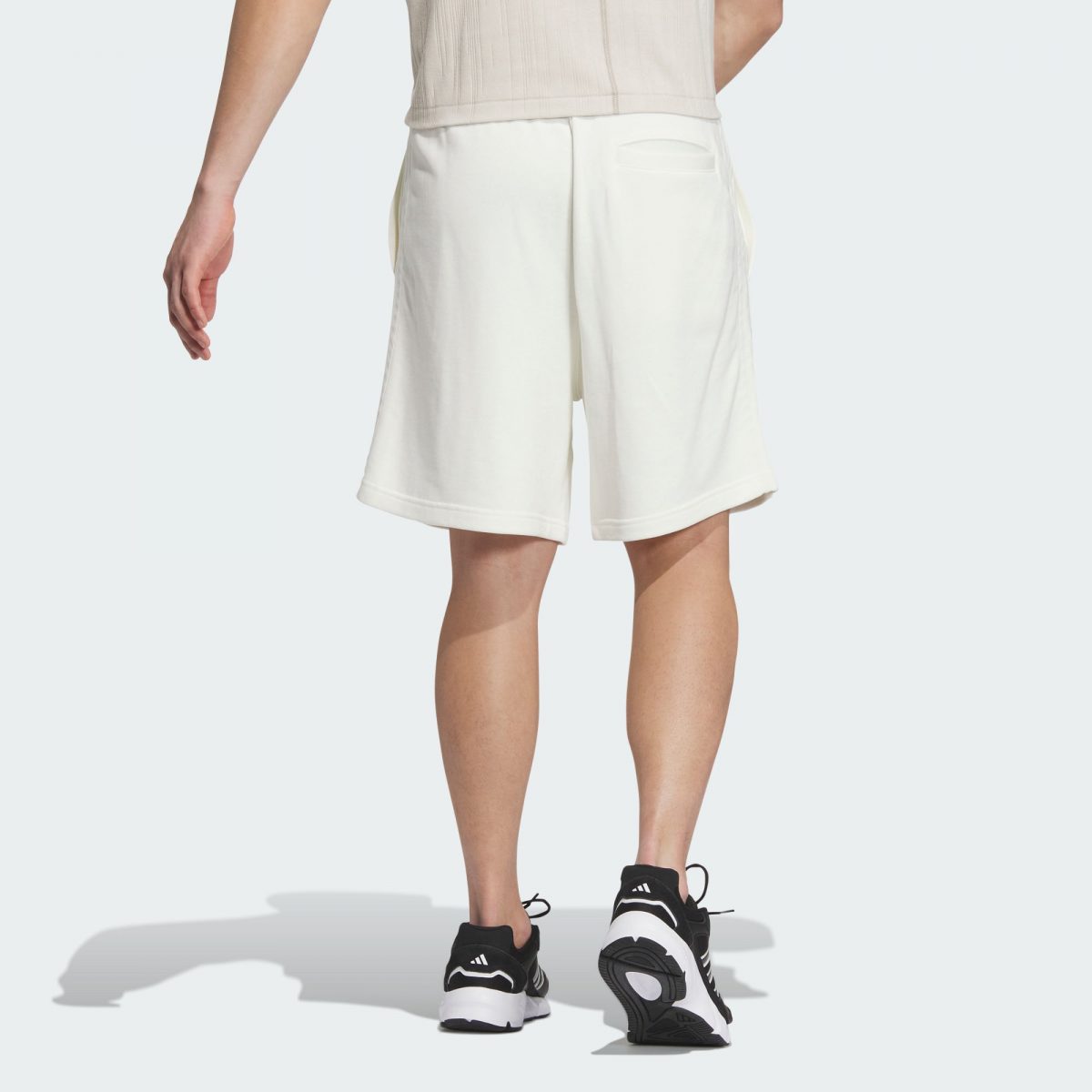 Мужские шорты adidas ST 3-STRIPES HV SHORTS фотография