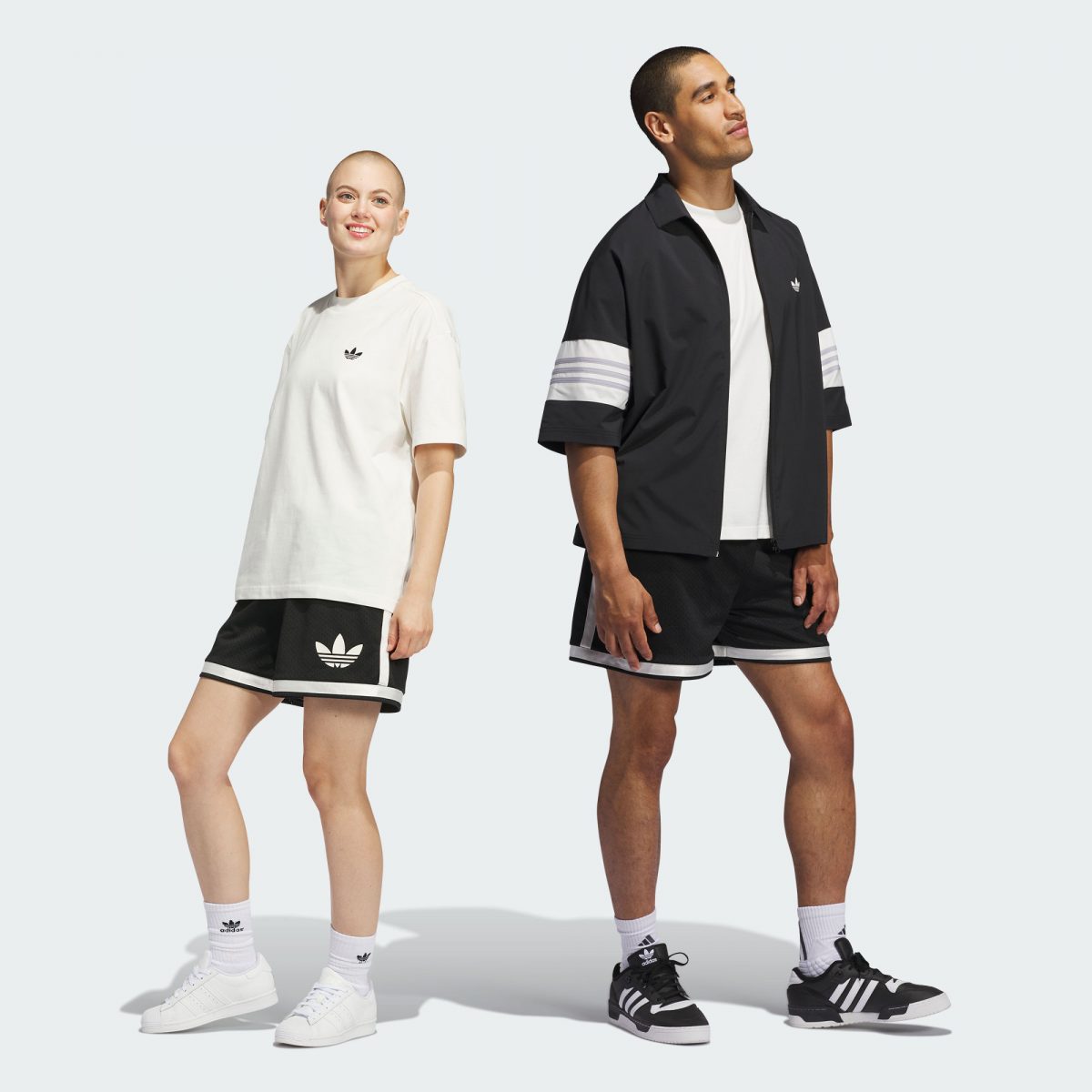 Шорты adidas SHORTS Черно-белые фото