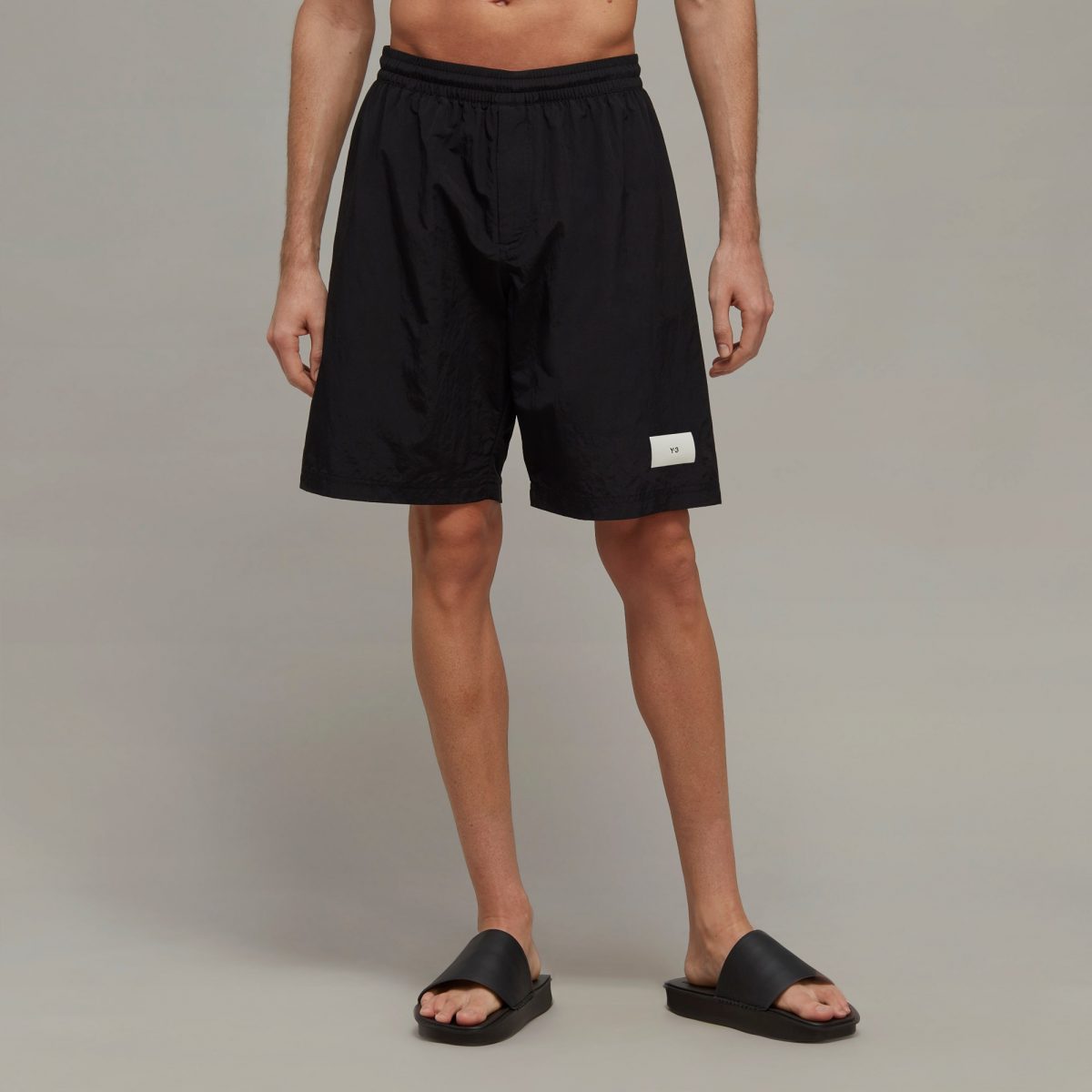 Мужские шорты adidas MID-LENGTH SWIM SHORTS Черные фото