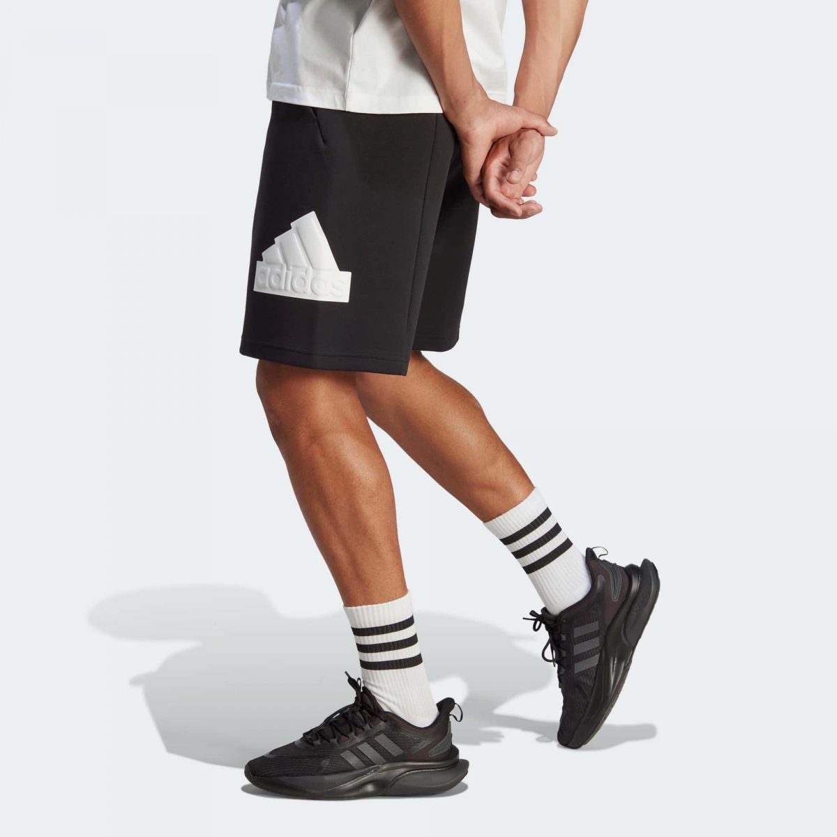 Мужские шорты adidas FUTURE ICONS BADGE OF SHORTS фотография