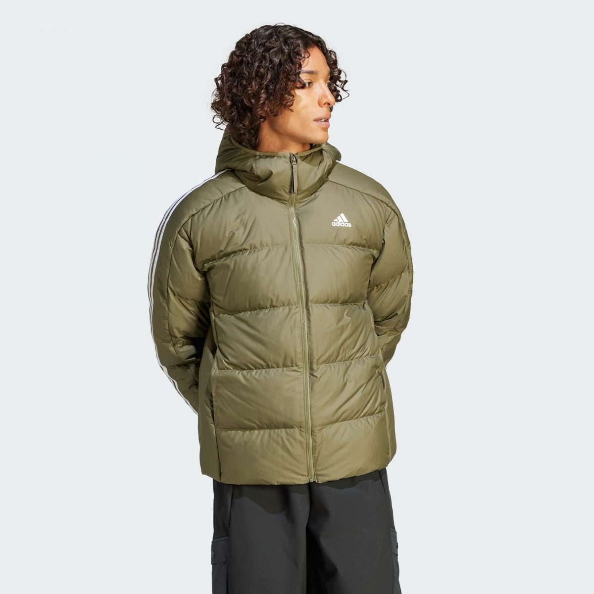 Мужская куртка adidas ESSENTIALS DOWN HOODED JACKET фото