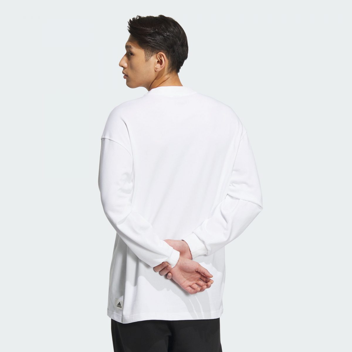 Мужская футболка adidas SMALL LOGO LONG SLEEVE TEE фотография