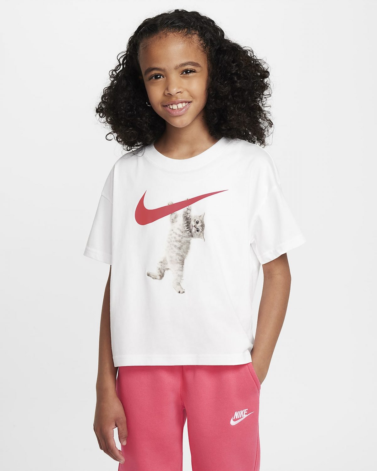 Детская футболка Nike Sportswear Белая фото