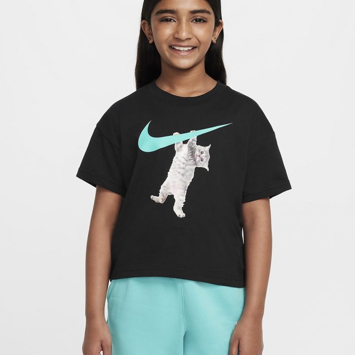 Детская футболка Nike Sportswear Черная