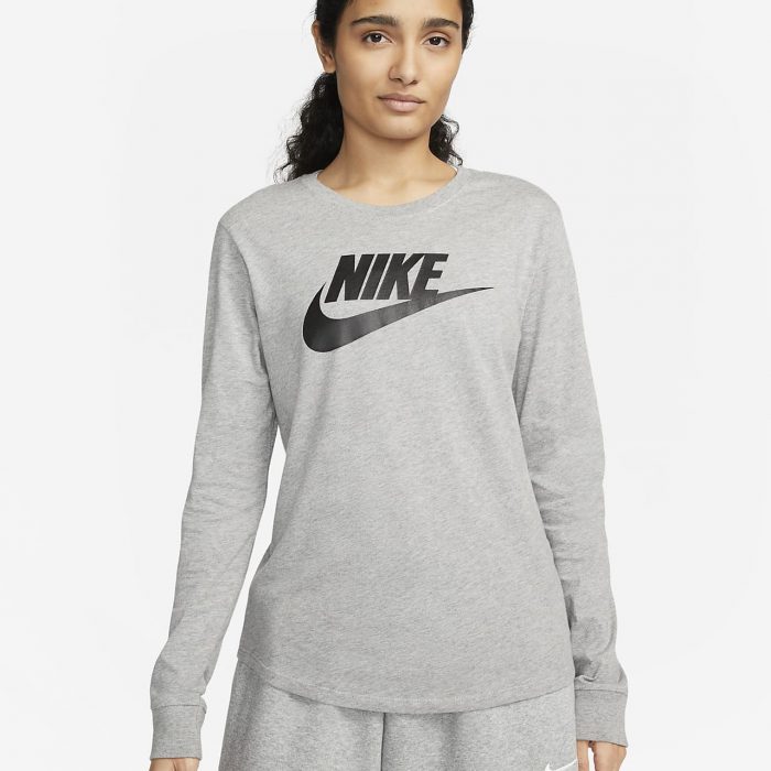 Женская футболка Nike Sportswear Essentials